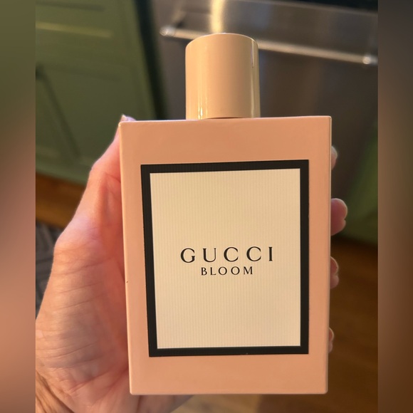 Gucci Bloom eau de parfum 100ml - Picture 1 of 3